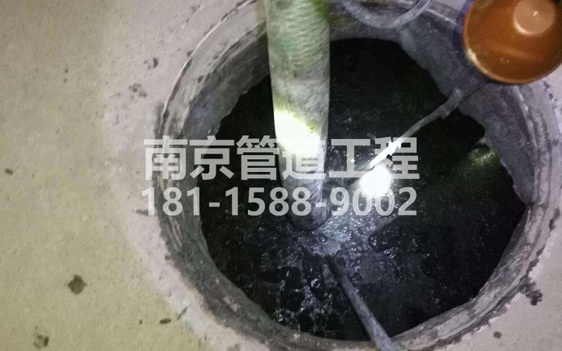 216江宁清理化粪池